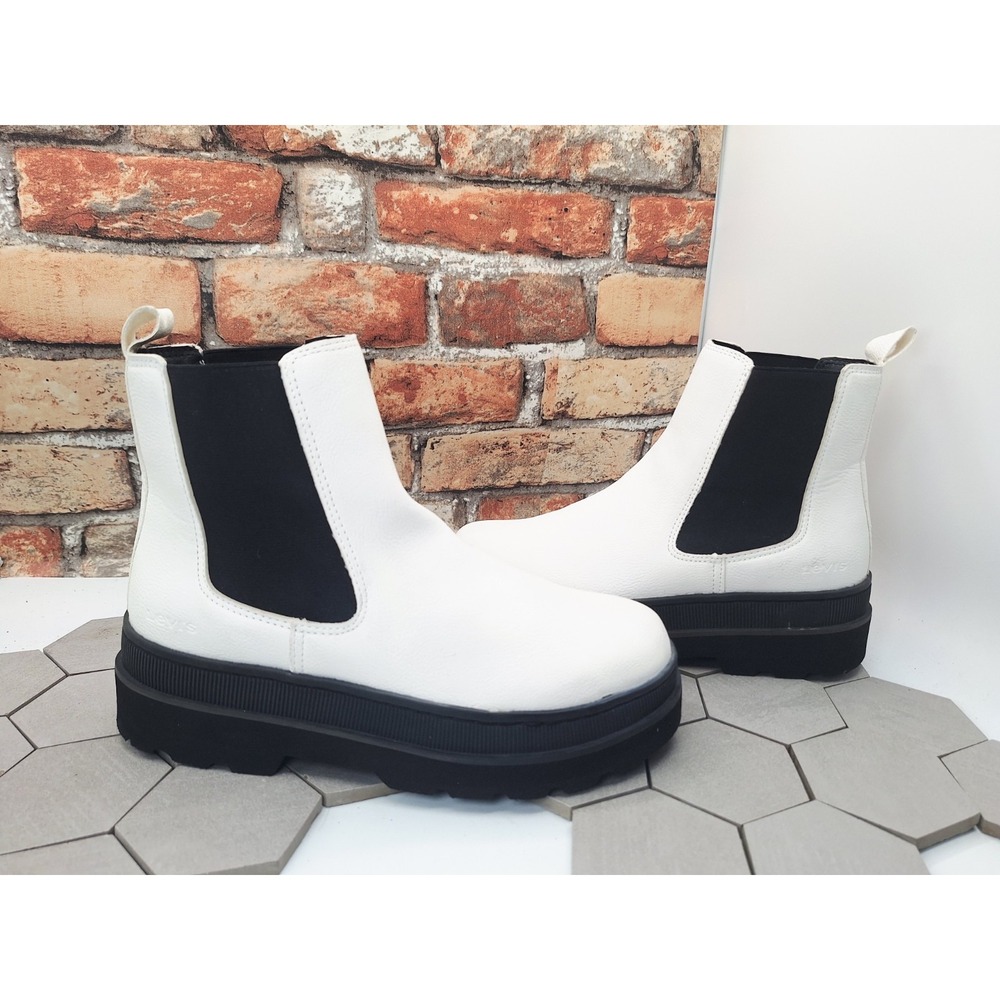 Levi's‎ Chelsea Boot White Black Womwn Sz 10 Lugged Sole Platform Ankle Bootie